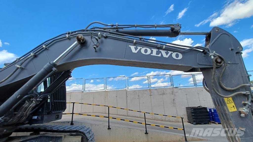 Volvo EC 380 EL  PRECIO A CONSULTAR حفارات زحافة