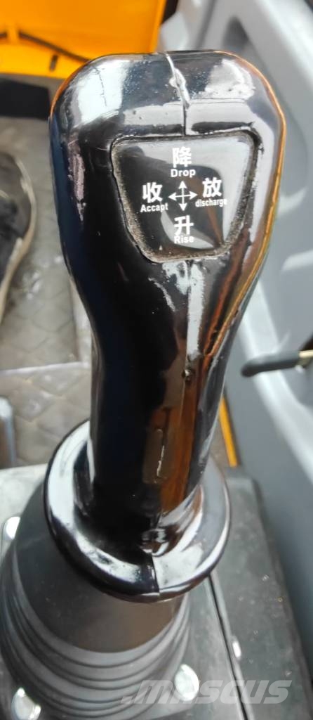 HighTop HT920 Kompaktlastare