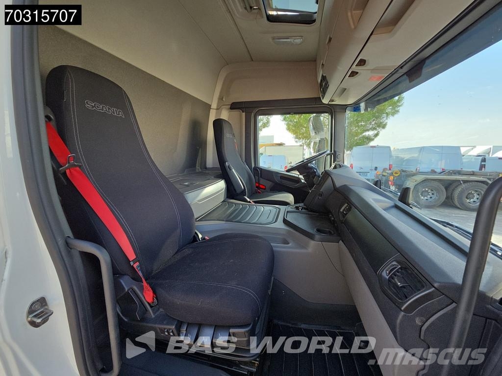 Scania P500 6X2 Eje Direccional+Elevable Suspensión Neumá Camiones desmontables