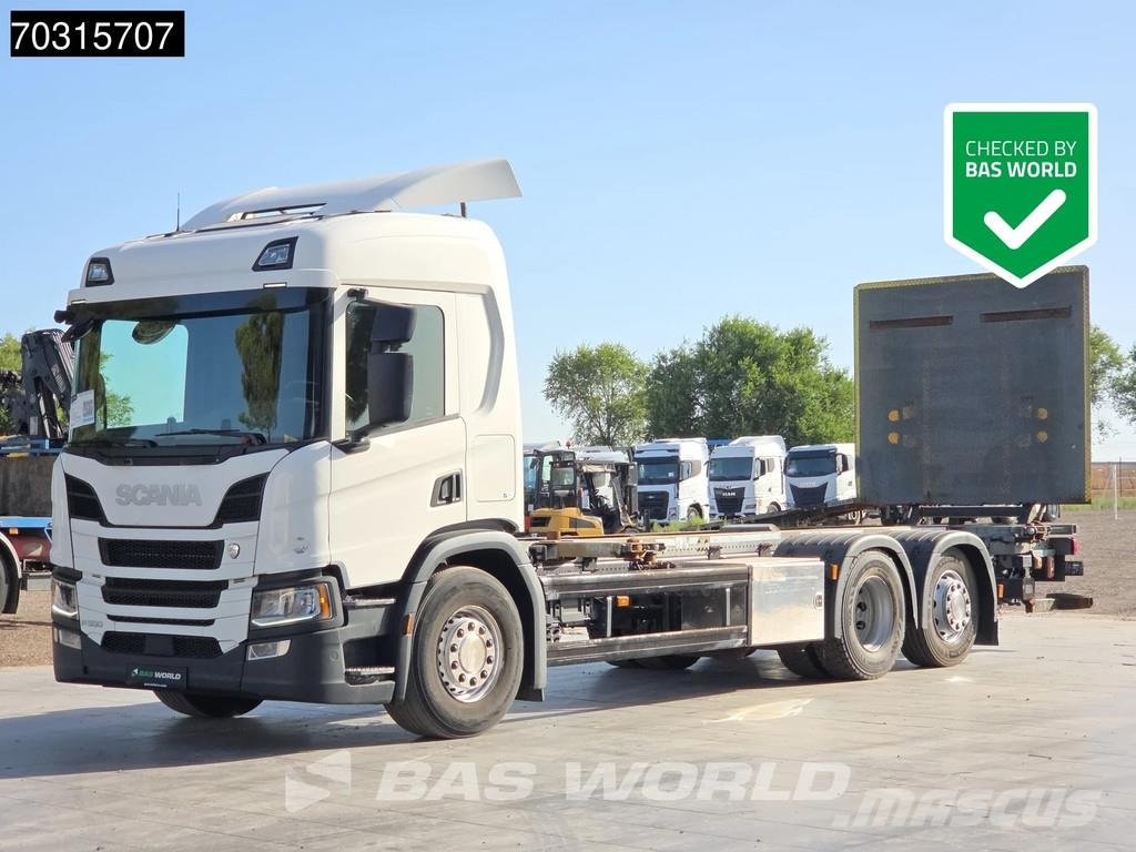 Scania P500 6X2 Eje Direccional+Elevable Suspensión Neumá Camiones desmontables