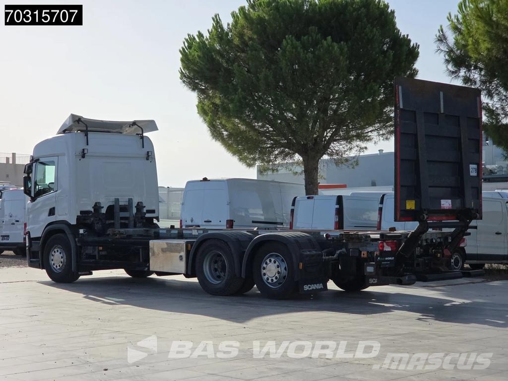 Scania P500 6X2 Eje Direccional+Elevable Suspensión Neumá Camiones desmontables