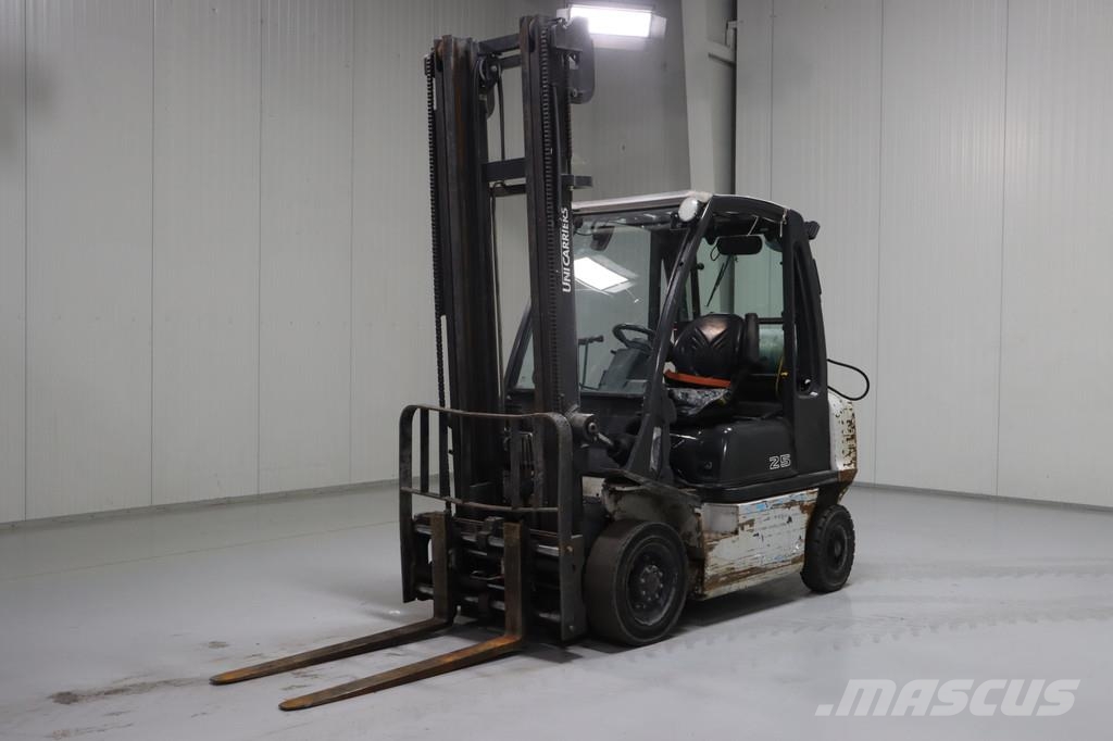 Nissan U1D2A25LQ شاحنات LPG