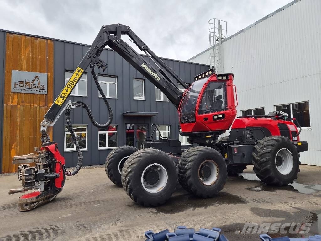 Komatsu 951 Харвестеры