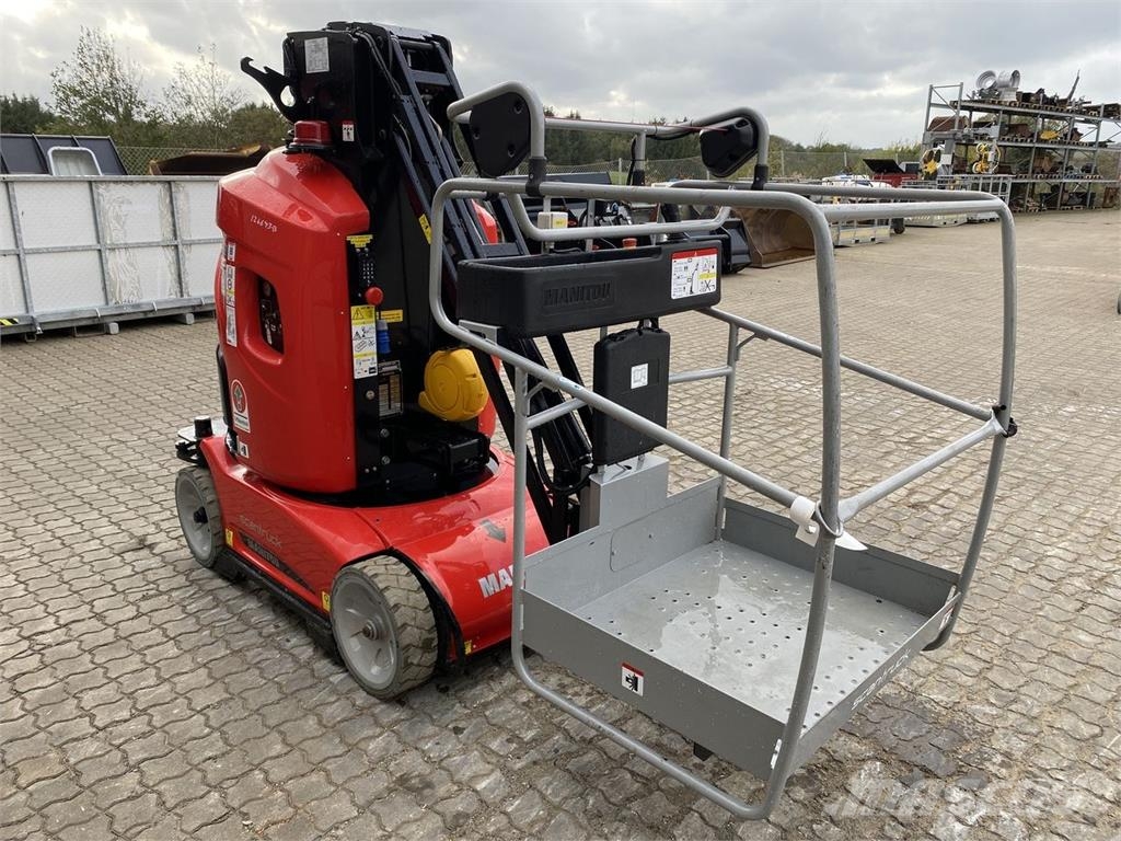 Manitou 100VJR Personenaufzüge