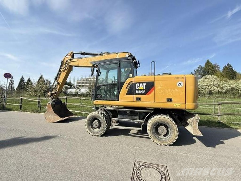 CAT M320F Excavadoras de ruedas
