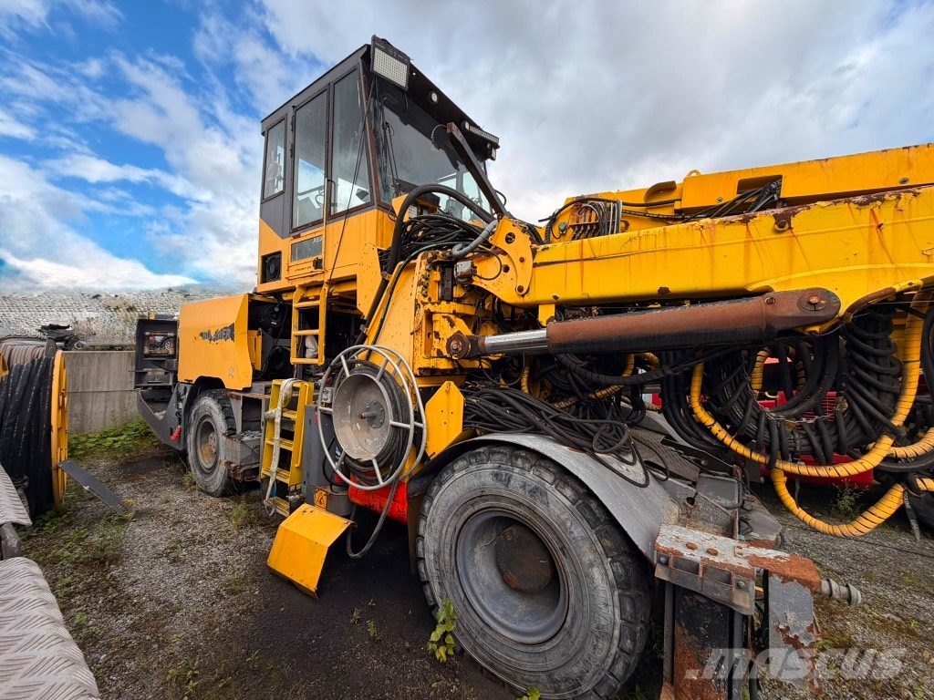 Epiroc XE3C We have 3 pieces for sale Perforatrici per tunneling e miniere sotterranee