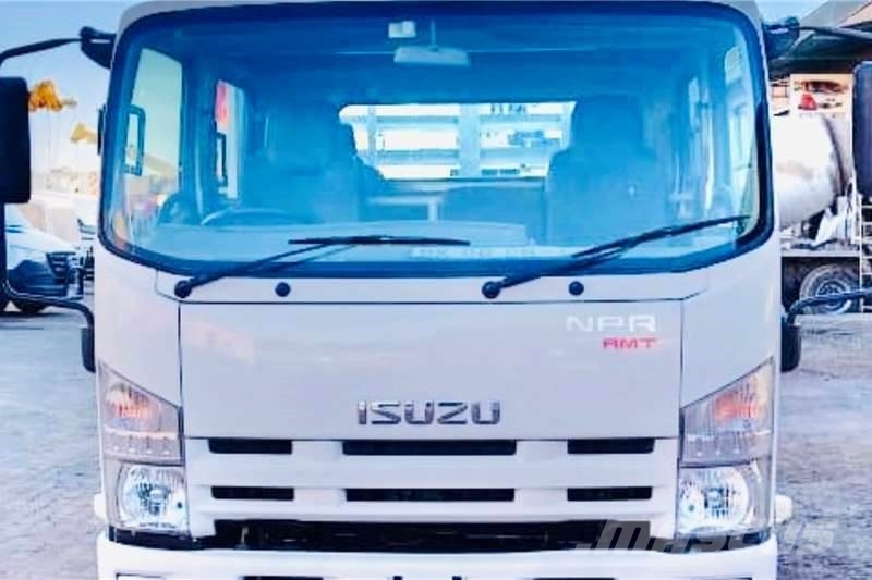 Isuzu NPR 400 AMT Crew Cab 其他貨車