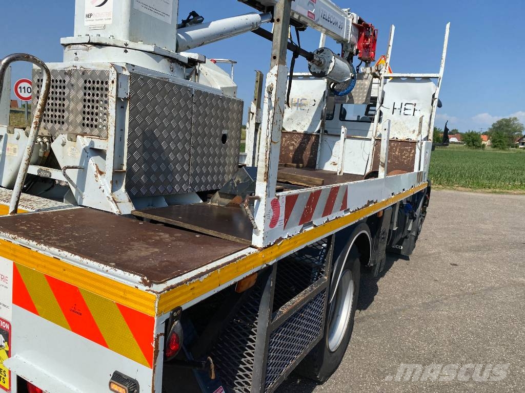 Iveco EUROCARGO 140-250/TELECOM20-HEP endommagée Ostali kamioni