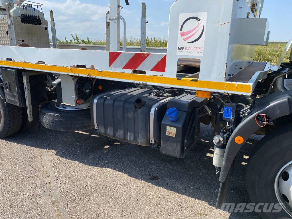 Iveco EUROCARGO 140-250/TELECOM20-HEP endommagée Ostali kamioni