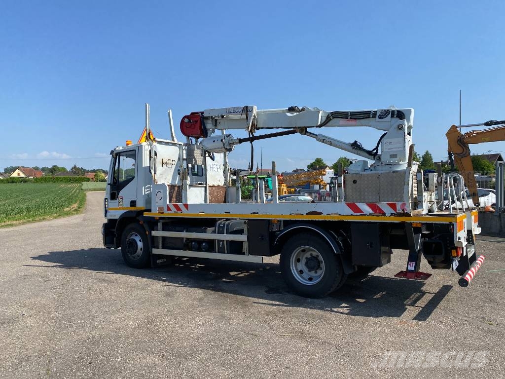Iveco EUROCARGO 140-250/TELECOM20-HEP endommagée Ostali kamioni