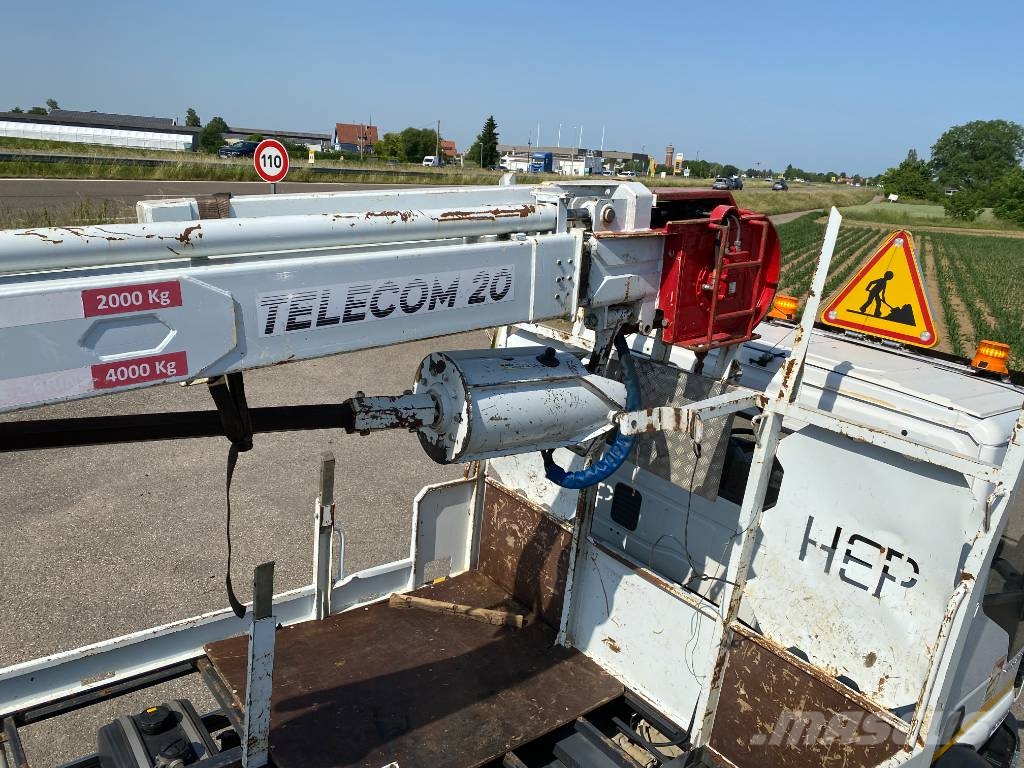 Iveco EUROCARGO 140-250/TELECOM20-HEP endommagée Ostali kamioni