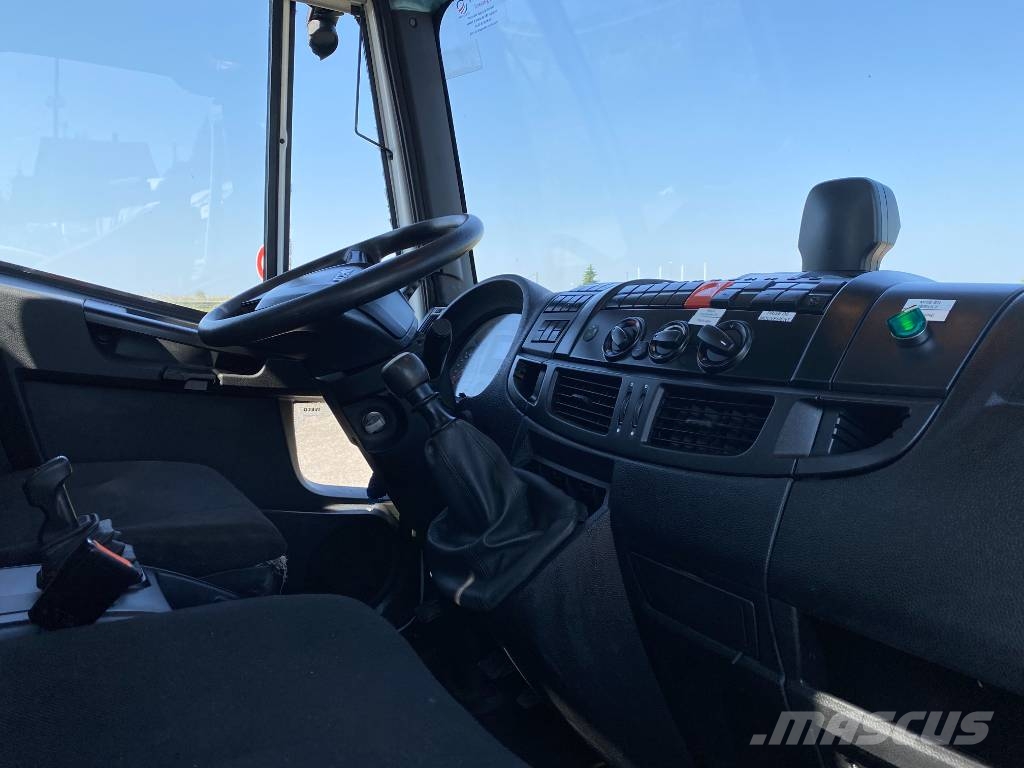Iveco EUROCARGO 140-250/TELECOM20-HEP endommagée Ostali kamioni