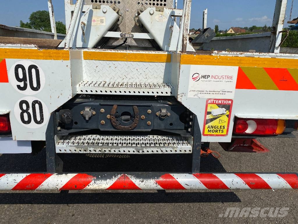 Iveco EUROCARGO 140-250/TELECOM20-HEP endommagée Ostali kamioni