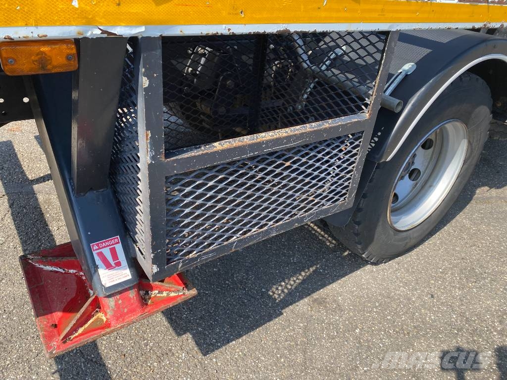 Iveco EUROCARGO 140-250/TELECOM20-HEP endommagée Ostali kamioni