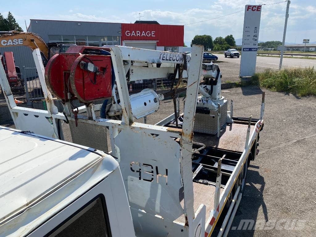 Iveco EUROCARGO 140-250/TELECOM20-HEP endommagée Ostali kamioni
