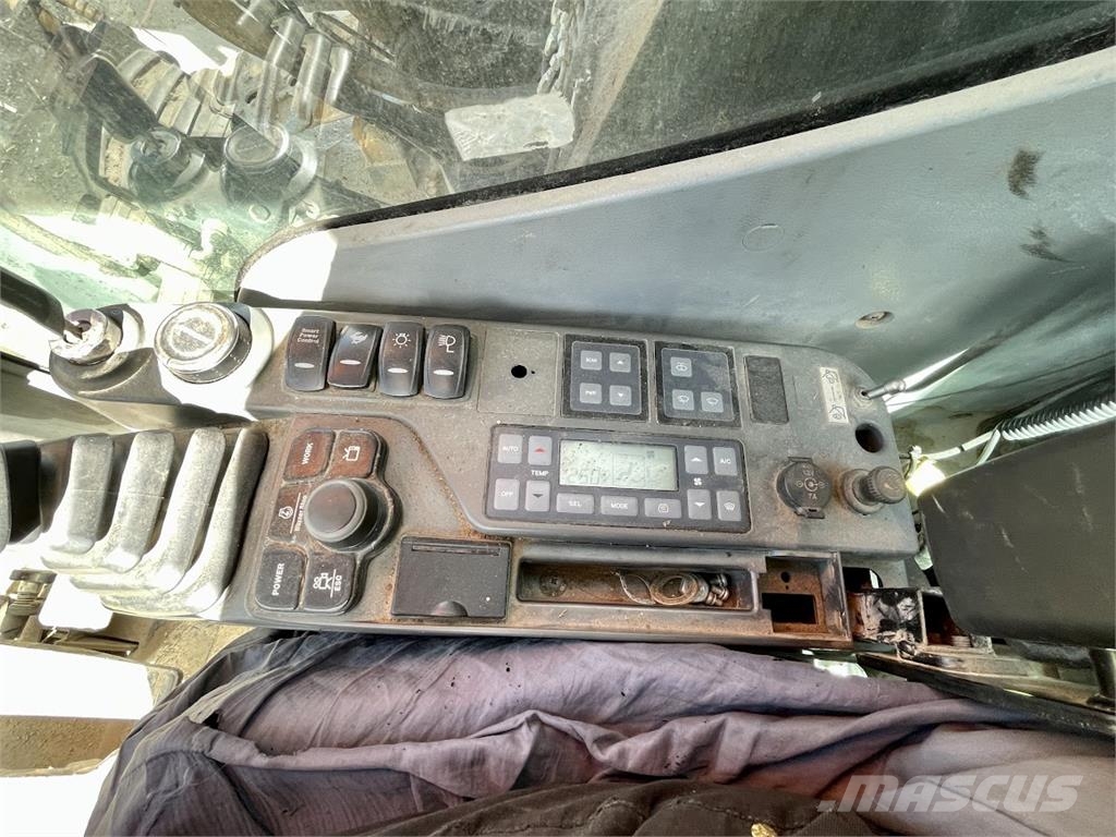 Doosan DX490 LC-5 Telakaivukoneet