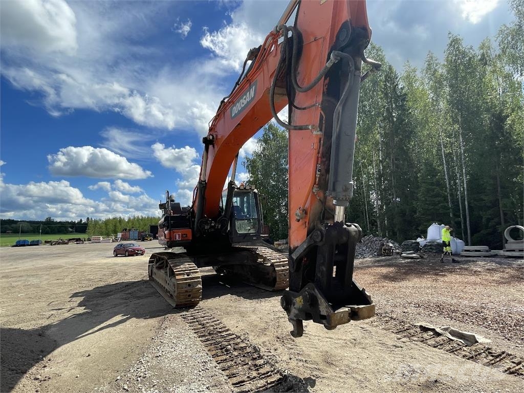 Doosan DX490 LC-5 Telakaivukoneet