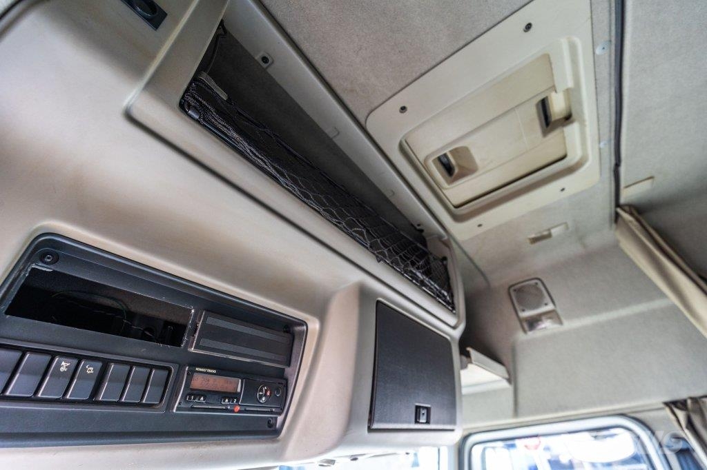 Renault PREMIUM 430 DXI (19t.)+Dhollandia 3T. カーテンサイダートラック