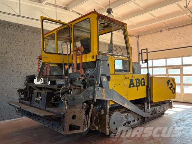 ABG Titan 420 for parts هيدروليات