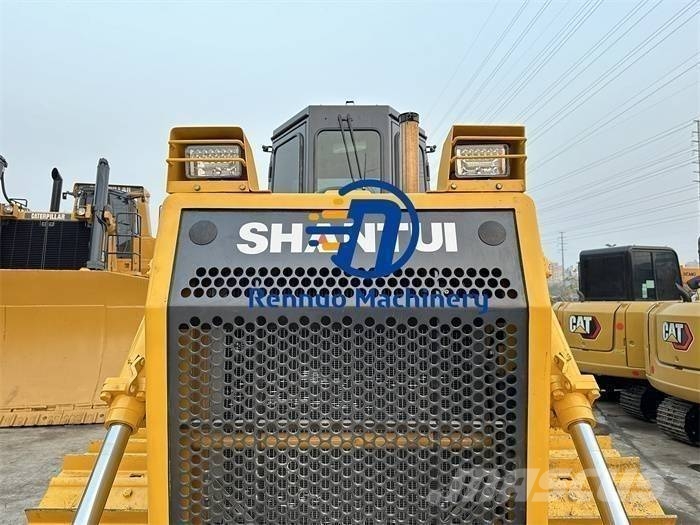 Shantui SD 16 lánctalpas dózerek