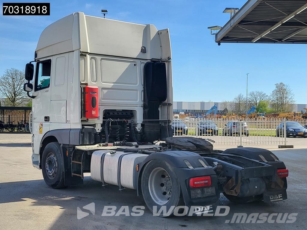 DAF XF 450 4X2 Damaged! Hydraulic ACC Standklima Tractor Units