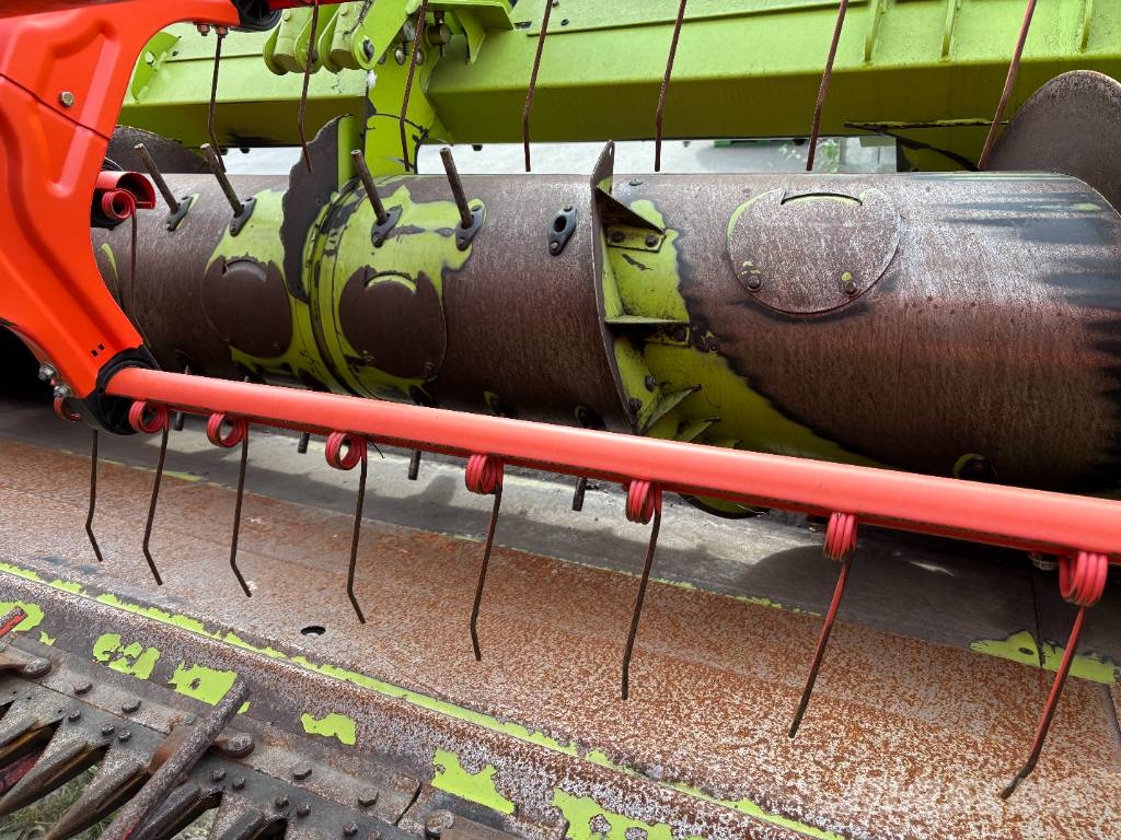 CLAAS Lexion 760 Θεριζοαλωνιστικές μηχανές