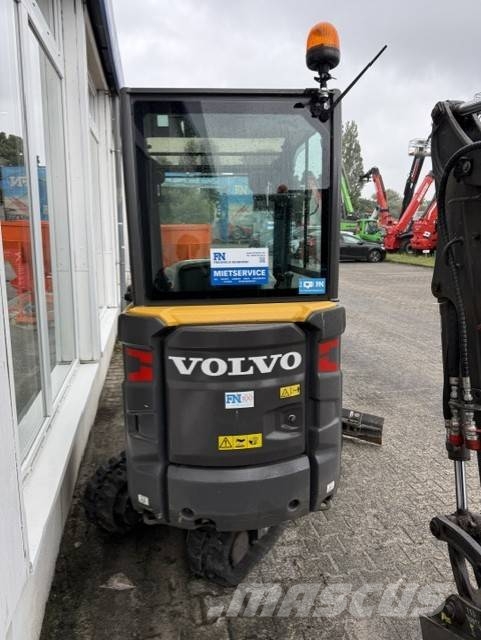 Volvo Minibagger EC18 小型挖掘机