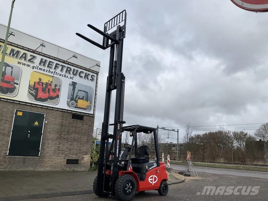 EP EFL 303 B 300KG 4.80METER HEFTRUCK Kahveltõstukid - muud
