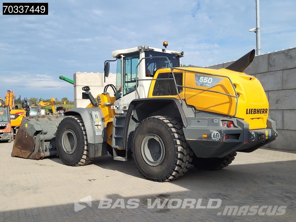 Liebherr L550 لوادر بعجل