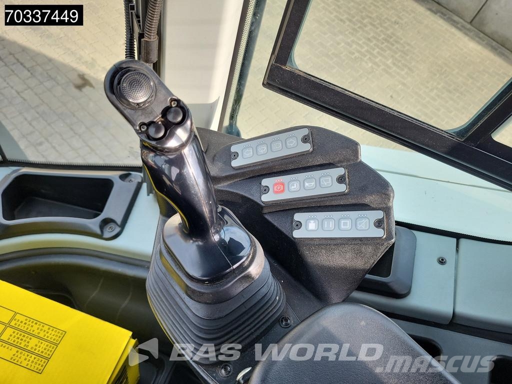 Liebherr L550 لوادر بعجل