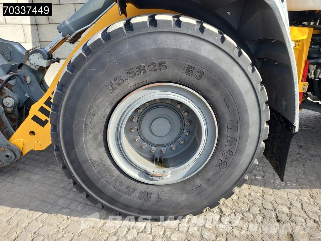 Liebherr L550 لوادر بعجل