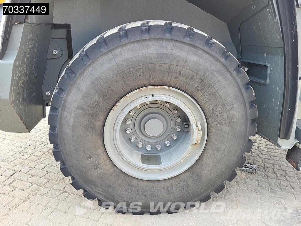 Liebherr L550 لوادر بعجل