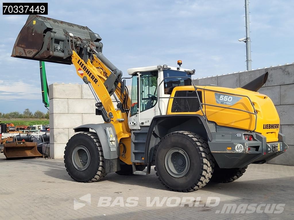 Liebherr L550 لوادر بعجل