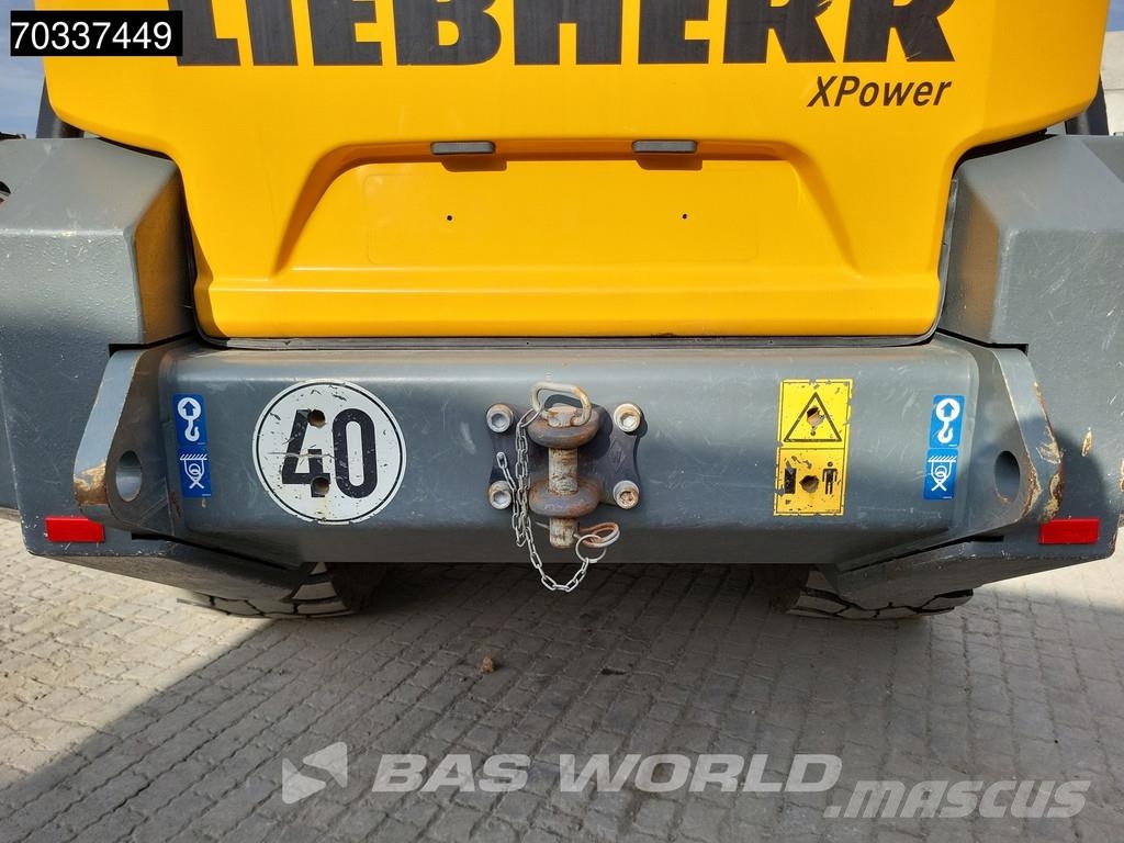 Liebherr L550 لوادر بعجل