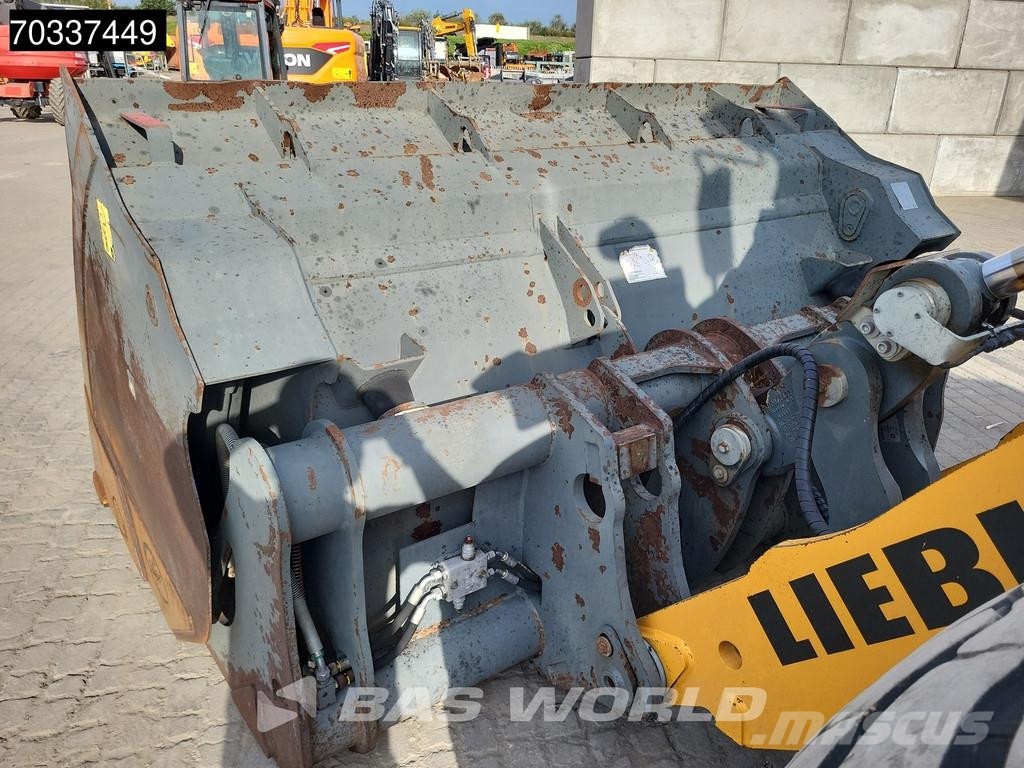 Liebherr L550 لوادر بعجل