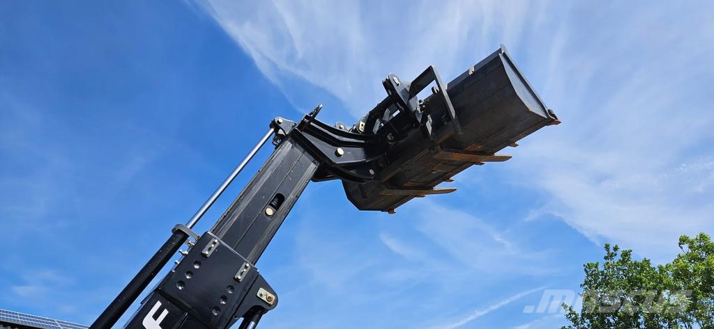 Wolf Wl 825 telescopic رافعة تلسكوبية