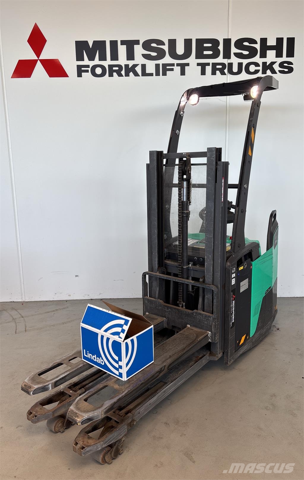 Mitsubishi PBF20N3DR 보행식 리치 지게차