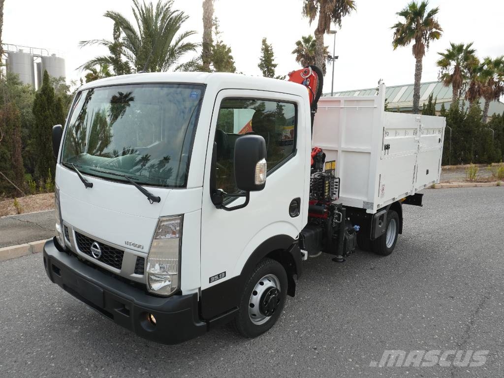 Nissan NT400 CABSTAR BASCULANTE Y PLUMA**POCO USO** Żurawie samochodowe