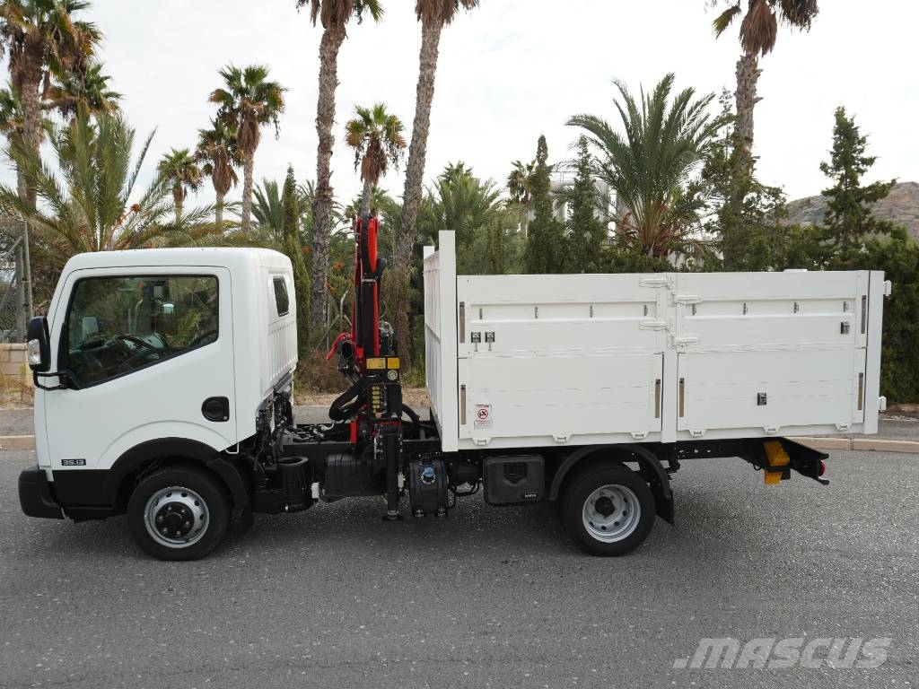Nissan NT400 CABSTAR BASCULANTE Y PLUMA**POCO USO** Żurawie samochodowe