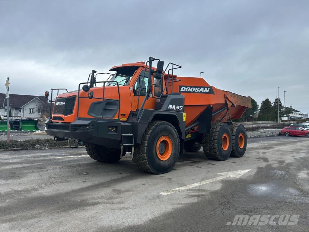 Doosan DA 45 ساحبات مفصلية