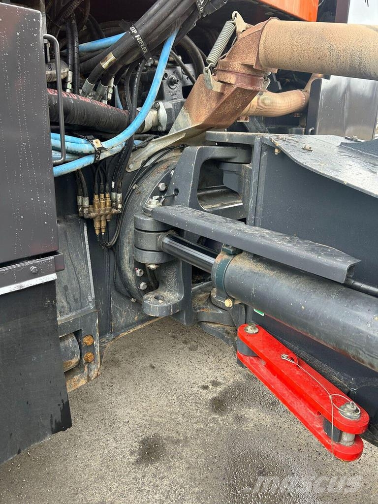 Doosan DA 45 ساحبات مفصلية