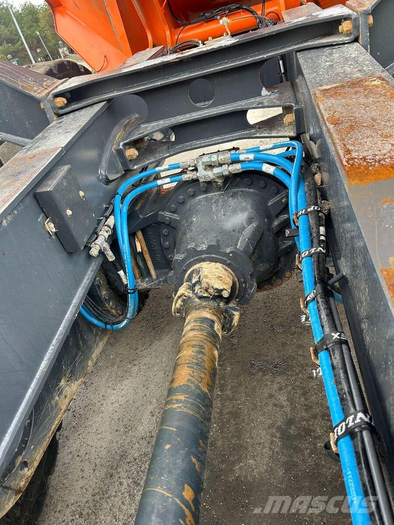 Doosan DA 45 ساحبات مفصلية