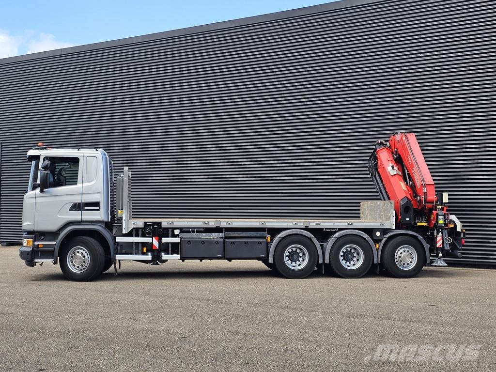 Scania G450 8x4 / RETARDER / FASSI F660 CRANE / KRAN / GR Vlakke laadvloer met kraan