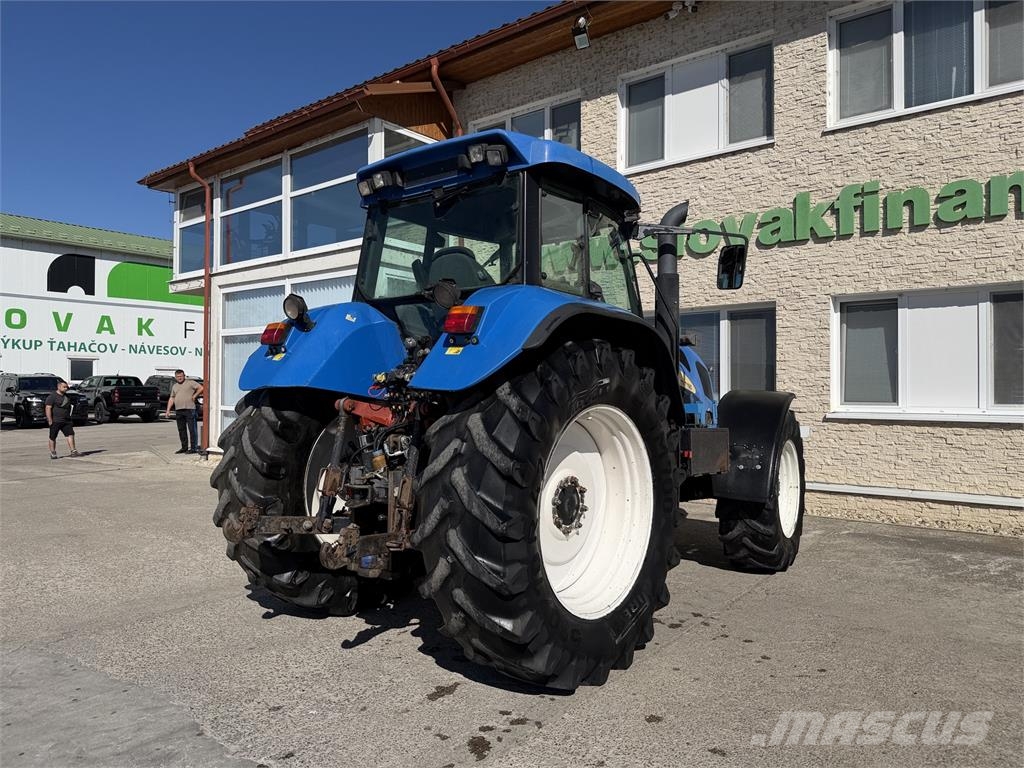 New Holland Iný model VIN 135 Трактори