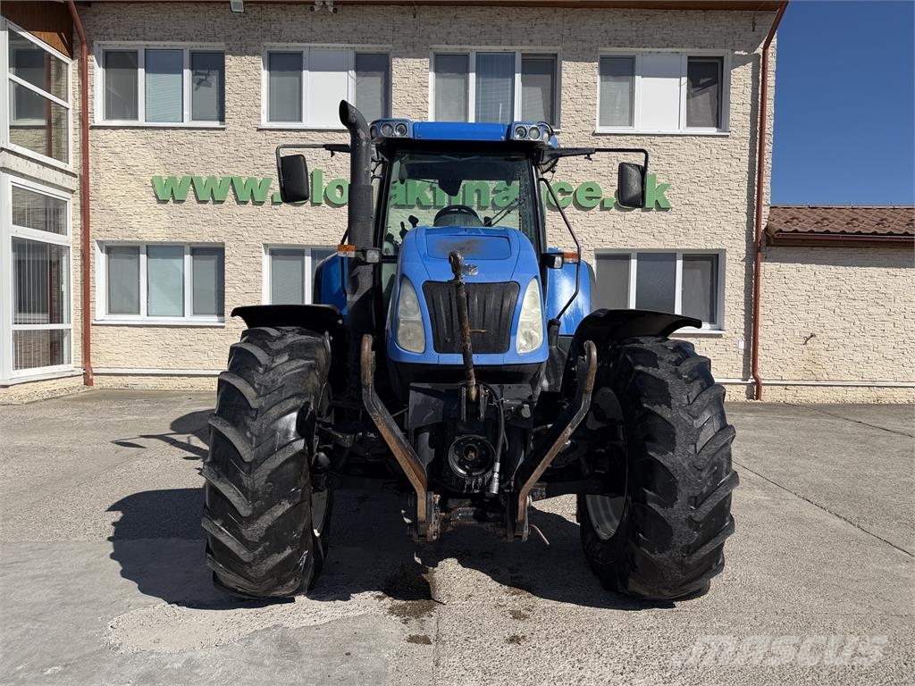 New Holland Iný model VIN 135 Трактори