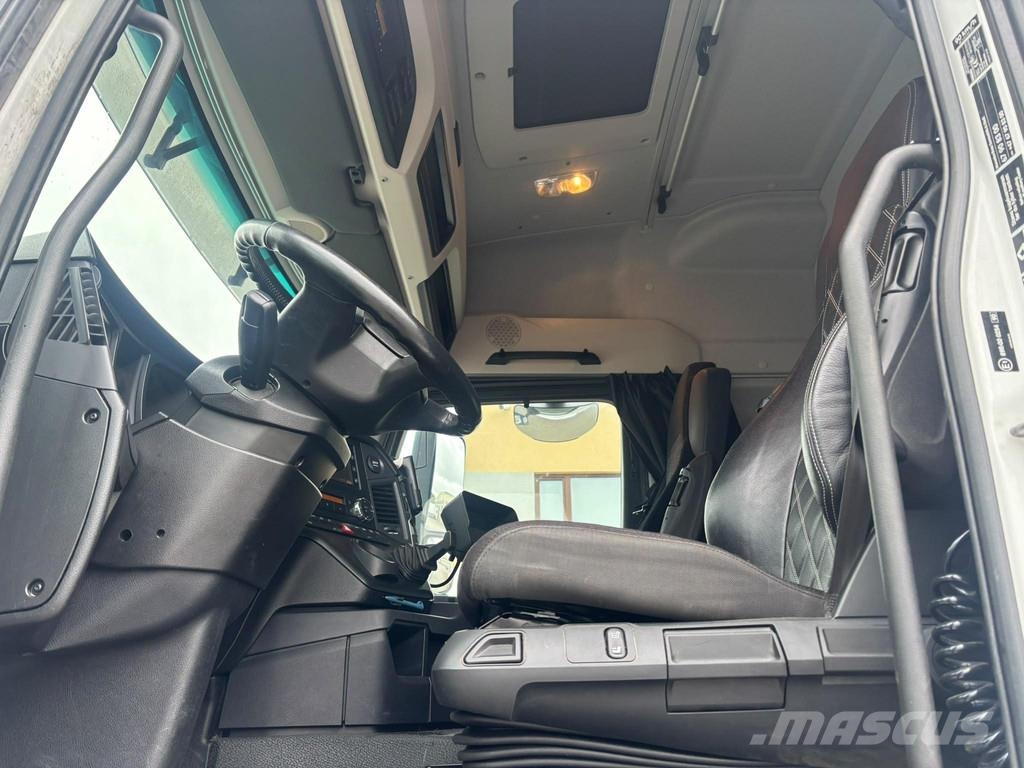 Mercedes-Benz AROCS 3253 8x2*6 EURO6 + RETARDER Šasija ar kabīni