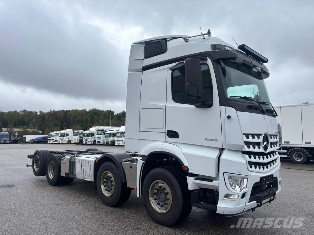 Mercedes-Benz AROCS 3253 8x2*6 EURO6 + RETARDER Šasija ar kabīni