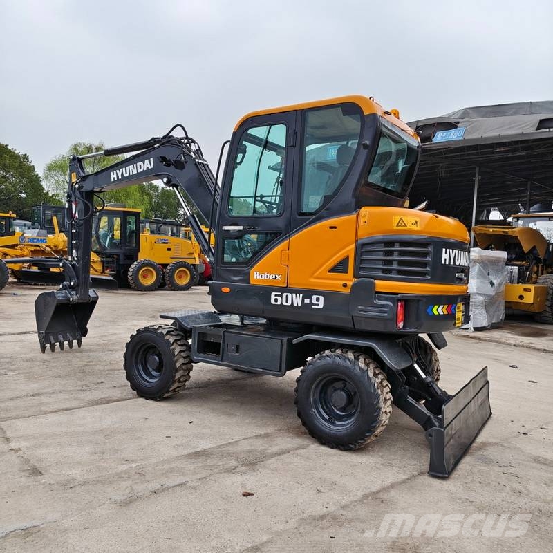 Hyundai 60W-9 Mini bagri <7t