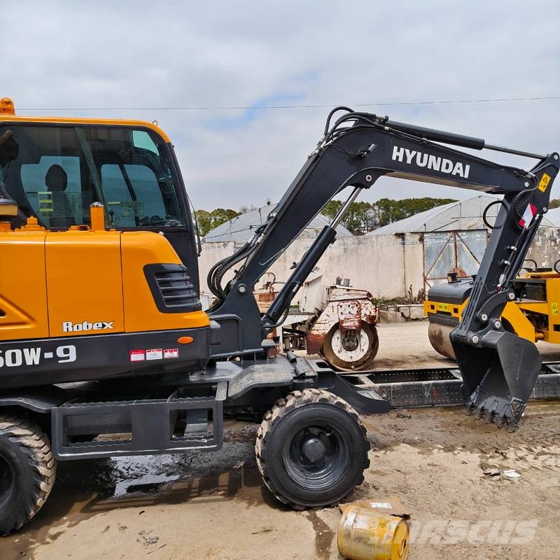 Hyundai 60W-9 Mini bagri <7t