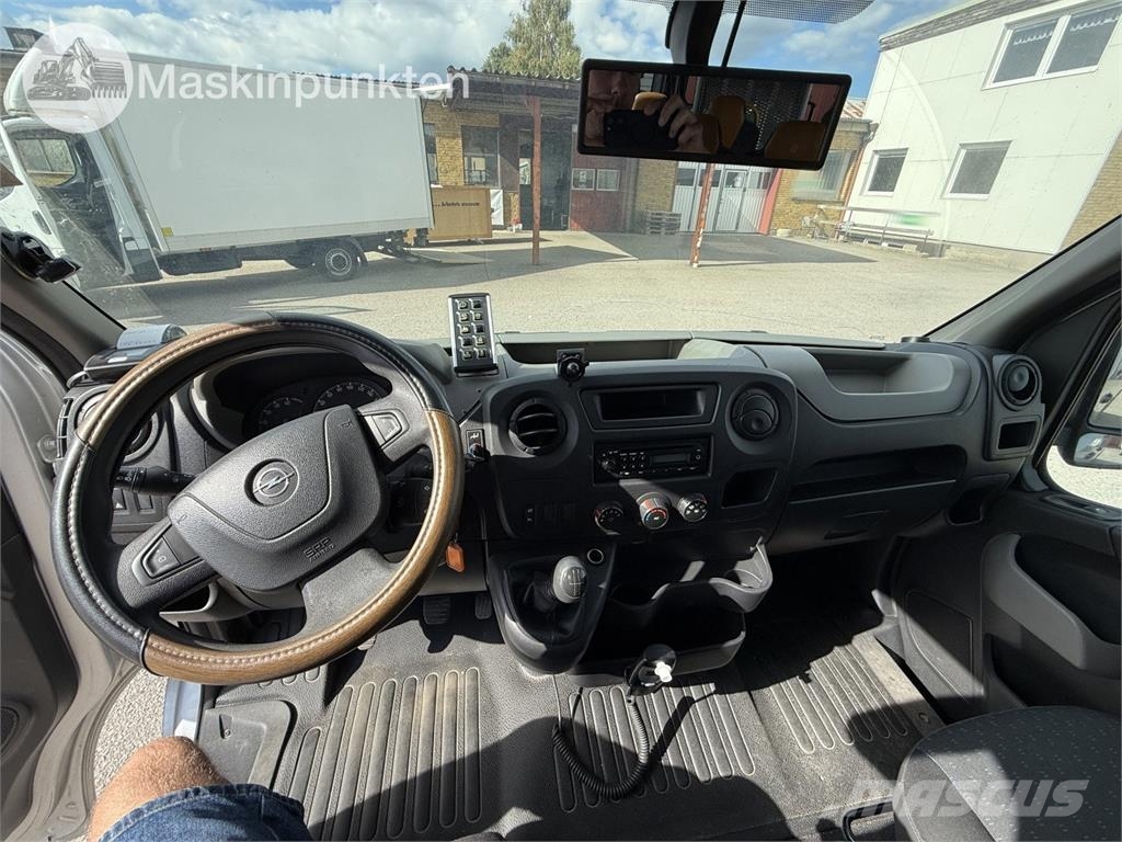 Opel Movano B Schoolbussen